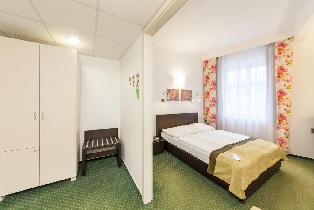Hotel Vitkov Prague Luaran gambar