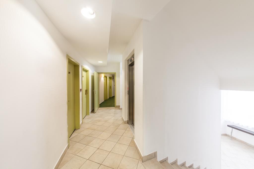 Hotel Vitkov Prague Luaran gambar