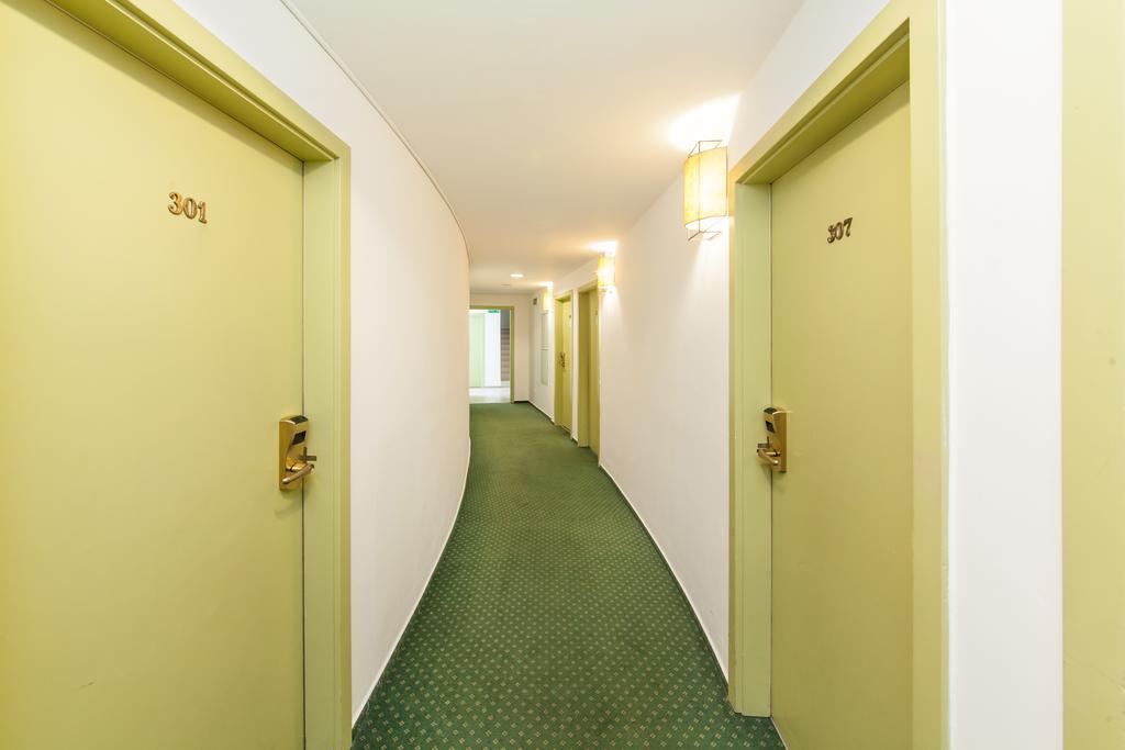 Hotel Vitkov Prague Luaran gambar