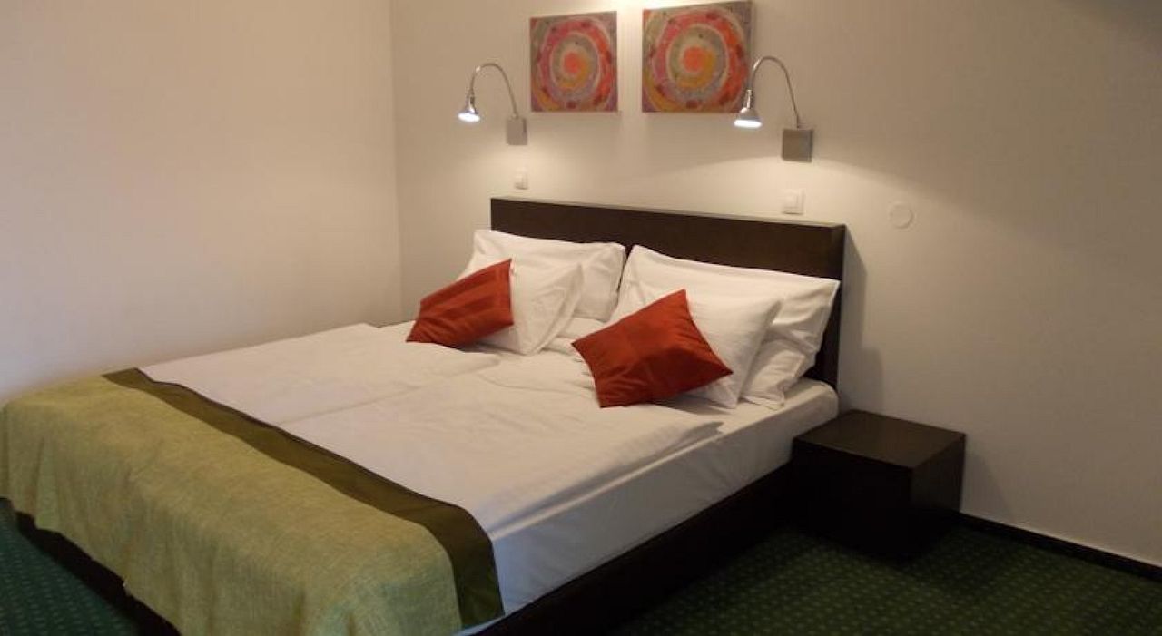 Hotel Vitkov Prague Luaran gambar