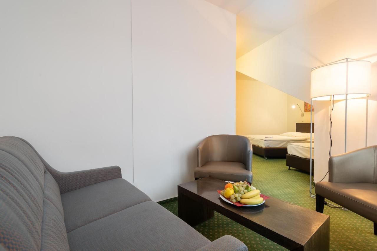 Hotel Vitkov Prague Luaran gambar