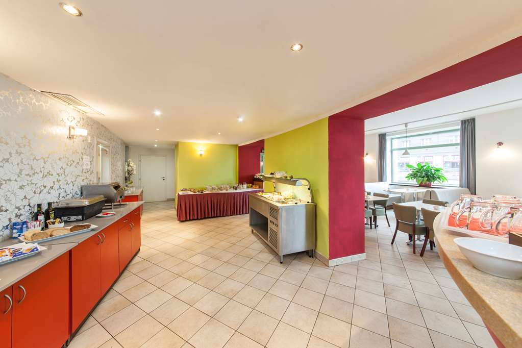 Hotel Vitkov Prague Restoran gambar